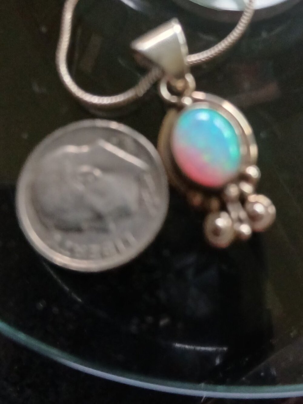 opal pendant on sterling silver chain - Picture 16 of 16